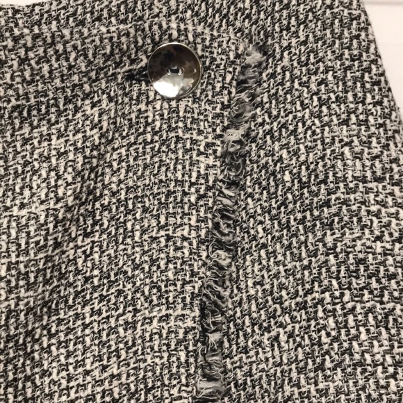 Zara ladies skort - Picture 3 of 5